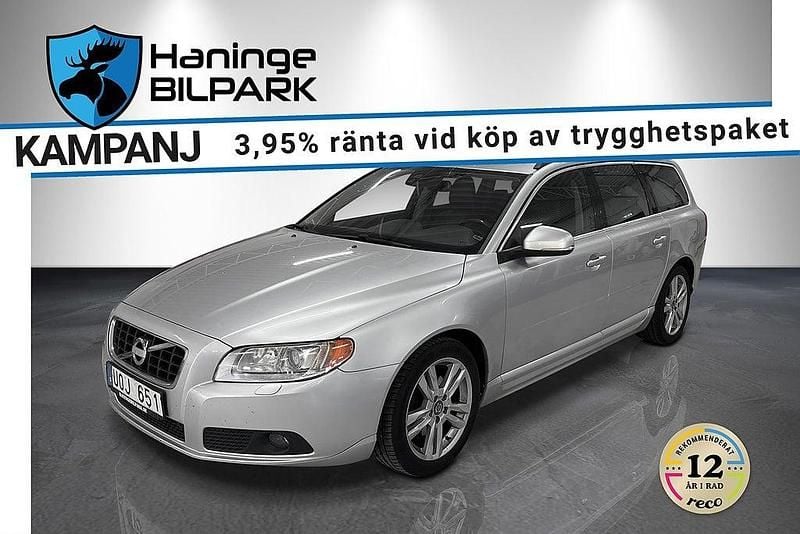 Ljusgrå Begagnad 2012 Volvo V70 Momentum Kombi | 99 995 kr (Marknadspris) - Bild 1/2
