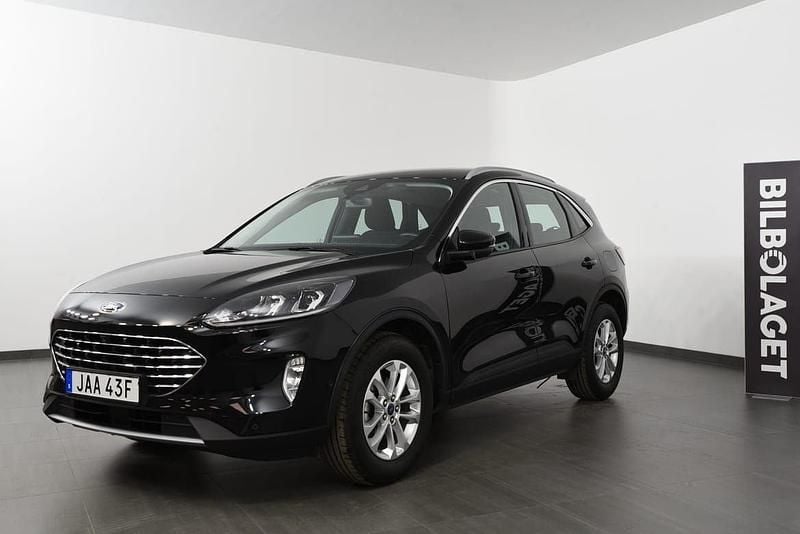 Svart Begagnad 2022 Ford Kuga Titanium SUV | 219 500 kr (Marknadspris) - Bild 1/4