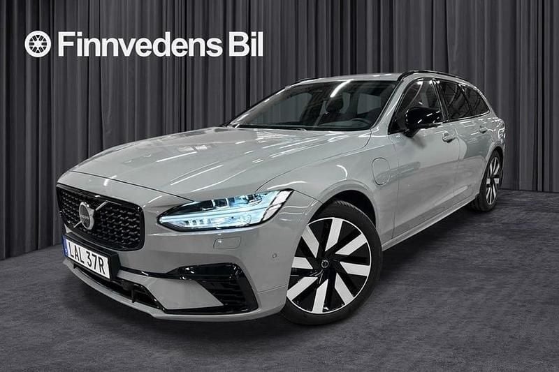 Grå Begagnad 2025 Volvo V90 Plus Kombi | 478 000 kr - Bild 1/4