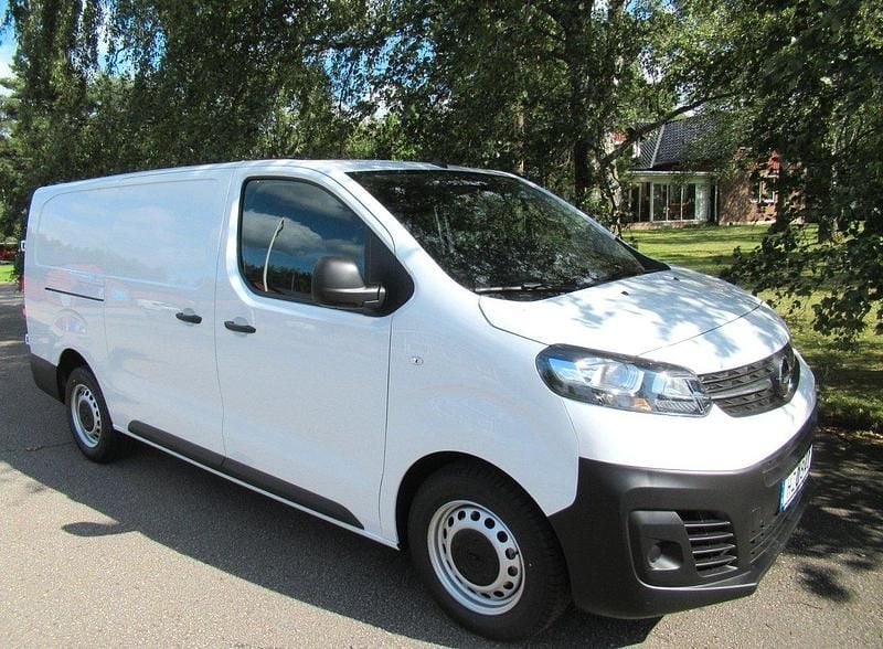 Vit Begagnad 2023 Opel Vivaro Van | 368 750 kr - Bild 1/4
