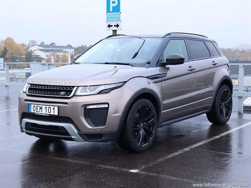 Brun svart Begagnad 2016 Land Rover Range Rover evoque SE SUV | 205 000 kr (Marknadspris) - Bild 1/4