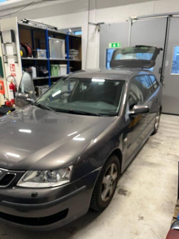 Begagnad 2006 Saab 9-3 Kombi | 21 000 kr (Superpris) - Bild 1/4