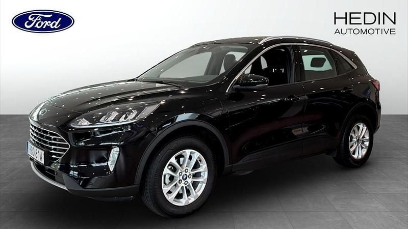 Svart (black) Begagnad 2022 Ford Kuga SUV | 259 900 kr (Marknadspris) - Bild 1/4