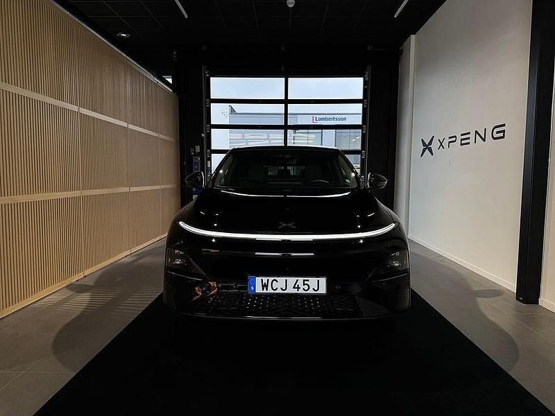 Begagnad XPENG G6 AWD Performance 350 kW (476 HK) 2025 Svart SUV