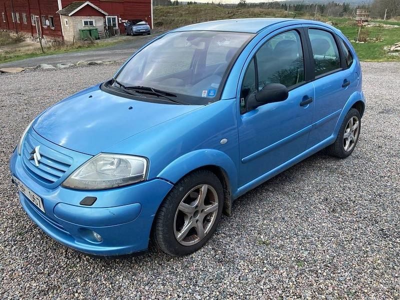 Begagnad 2003 Citroën C3 Halvkombi | 22 000 kr (Bra pris) - Bild 1/4
