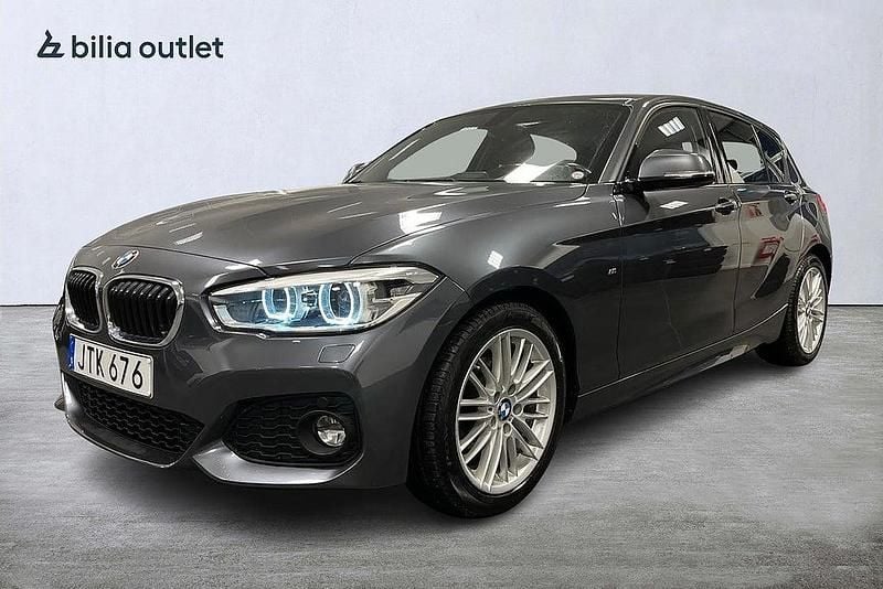 Grå Begagnad 2018 BMW 118 M Sport Halvkombi | 169 900 kr (Bra pris) - Bild 1/3