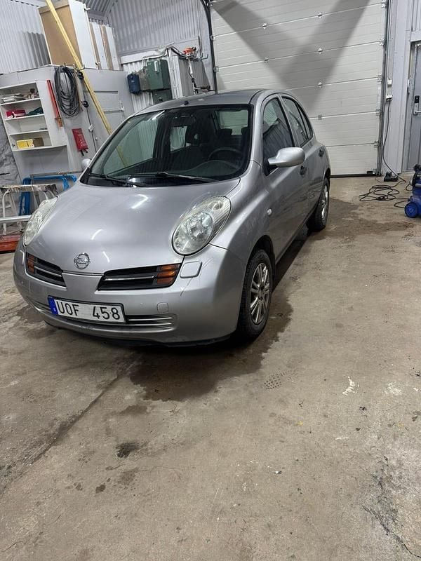 Begagnad 2003 Nissan Micra Halvkombi | 19 000 kr (Marknadspris) - Bild 1/4
