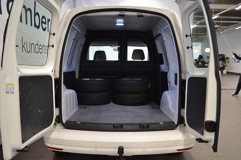 Begagnad VW Caddy 103 HK (75 kW) 2020 Vit Minibuss