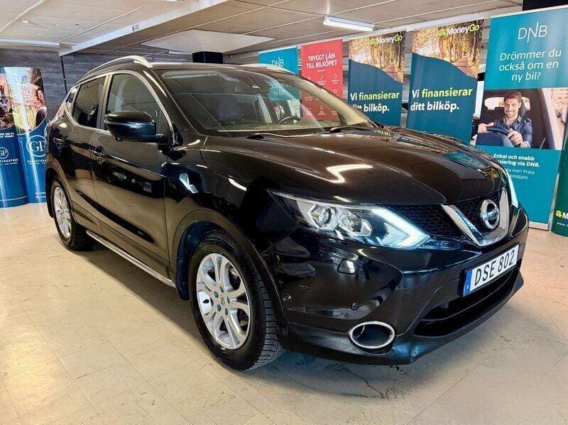 Svart Begagnad 2014 Nissan Qashqai SUV | 139 900 kr (Lite dyr) - Bild 1/4