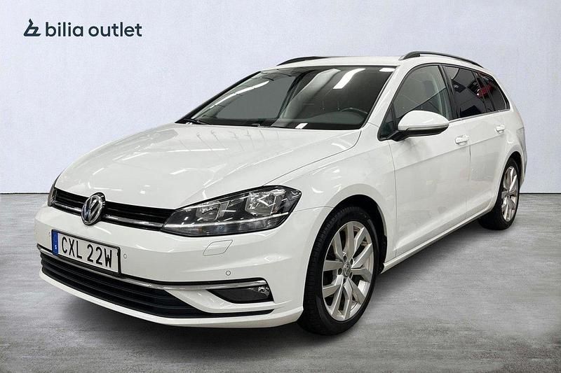 Vit Begagnad 2020 VW Golf VII Kombi | 174 900 kr (Bra pris) - Bild 1/3