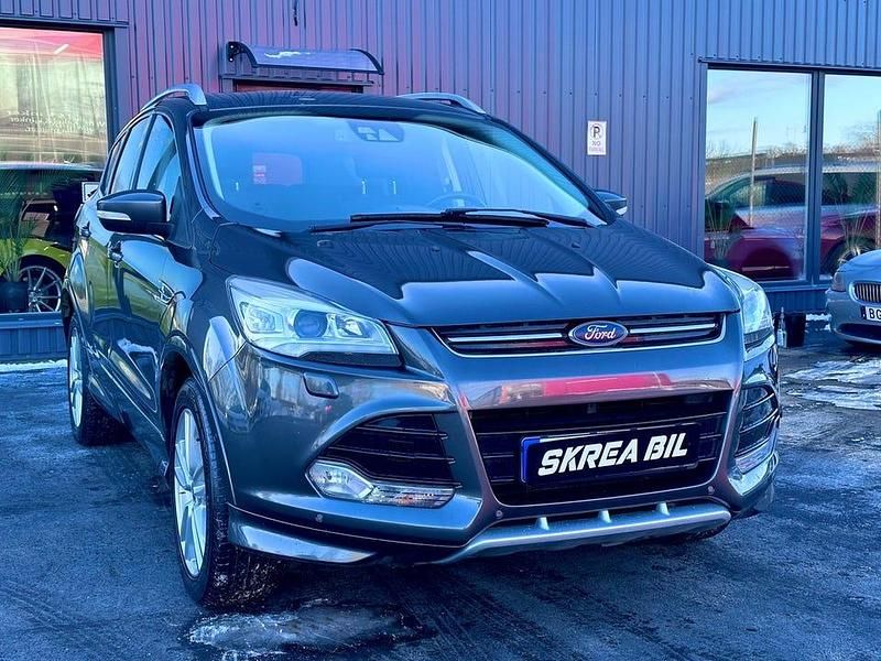Begagnad Ford Kuga Titanium X 152 HK (111 kW) 2015 Grå