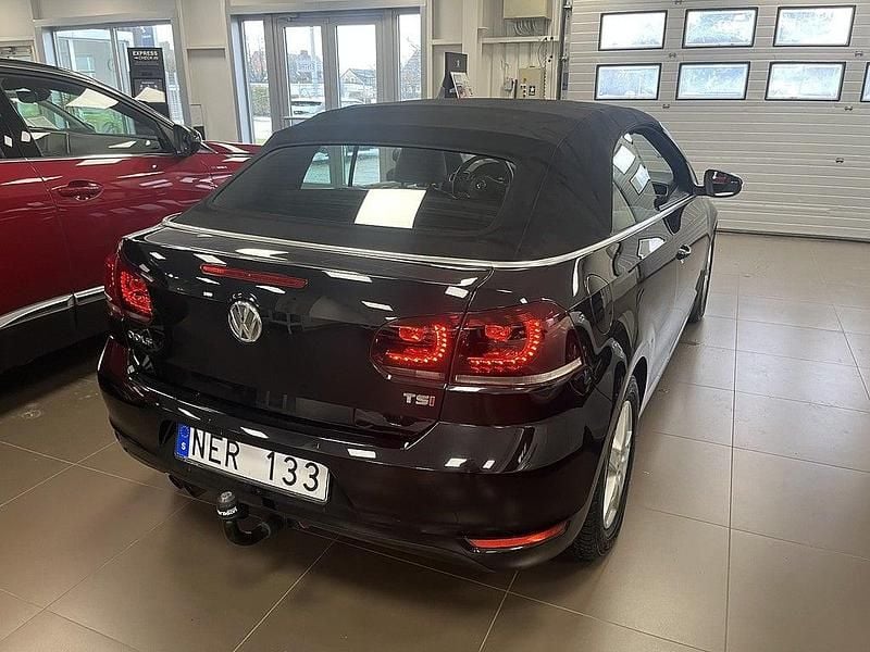 Begagnad VW Golf Cabriolet 122 HK (89 kW) 2012 Svart Cab
