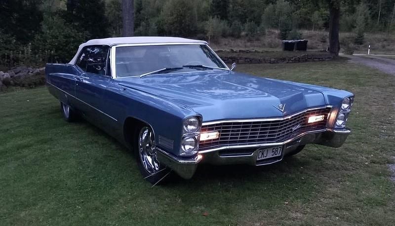 Begagnad Cadillac Deville 345 HK (253 kW) 1967 Blå metallic Sedan