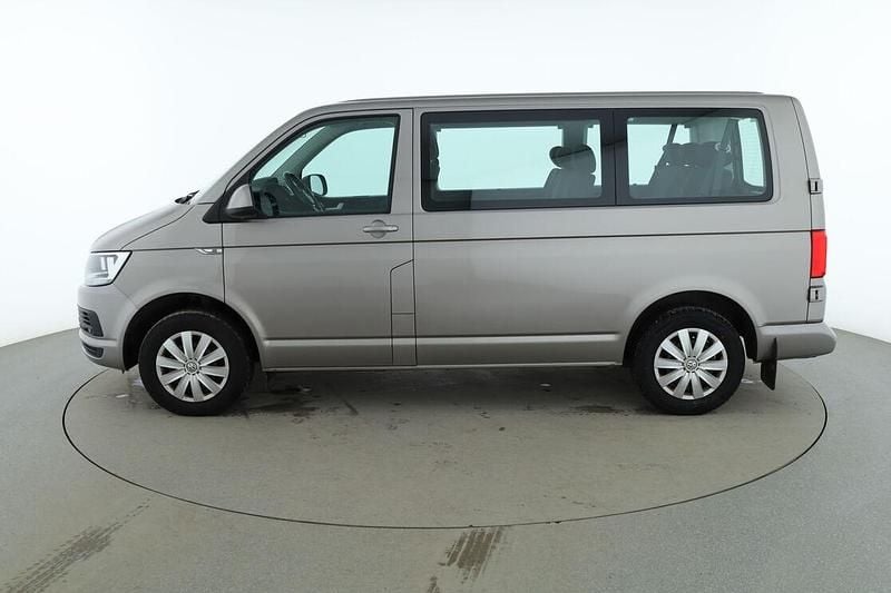 Begagnad VW Caravelle Comfortline 102 HK (75 kW) 2015 Brun Minibuss
