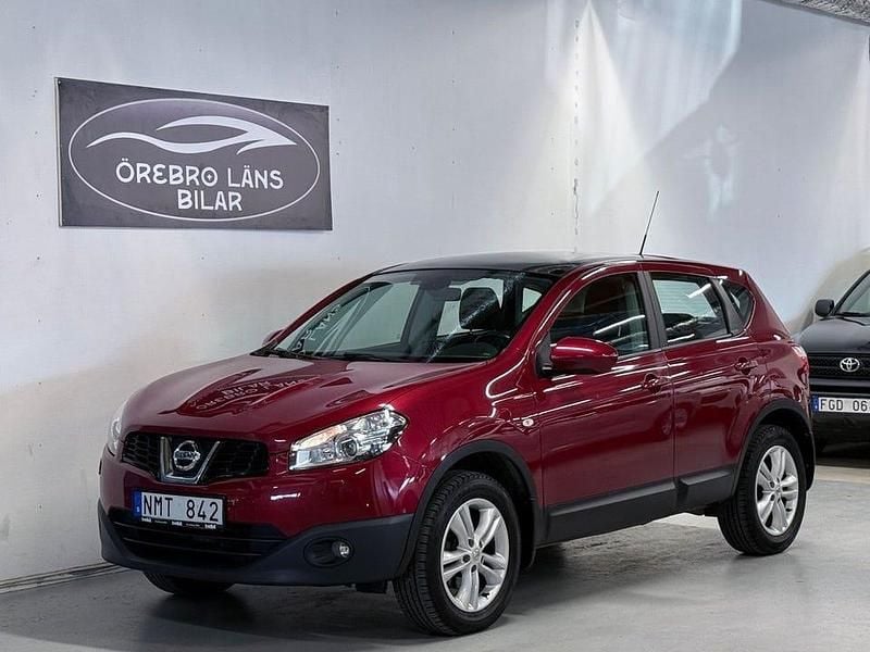 Röd Begagnad 2012 Nissan Qashqai SUV | 94 900 kr (Bra pris) - Bild 1/4