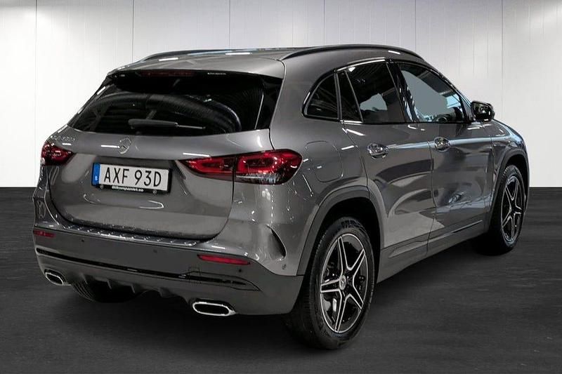 Begagnad Mercedes GLA250 AMG 218 HK (160 kW) 2021 Grå SUV