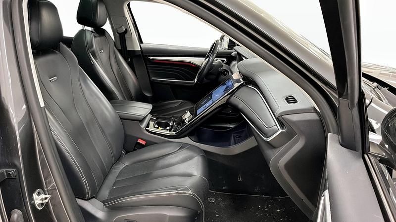 Begagnad MG Marvel R Luxury 132 kW (180 HK) 2022 Grå SUV