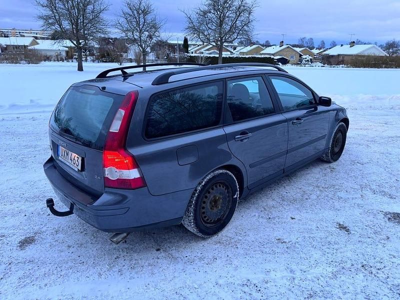 Begagnad Volvo V50 170 HK (125 kW) 2004 Kombi