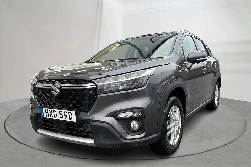 Grå Begagnad 2022 Suzuki SX4 S-Cross | 210 000 kr (Bra pris) - Bild 1/4