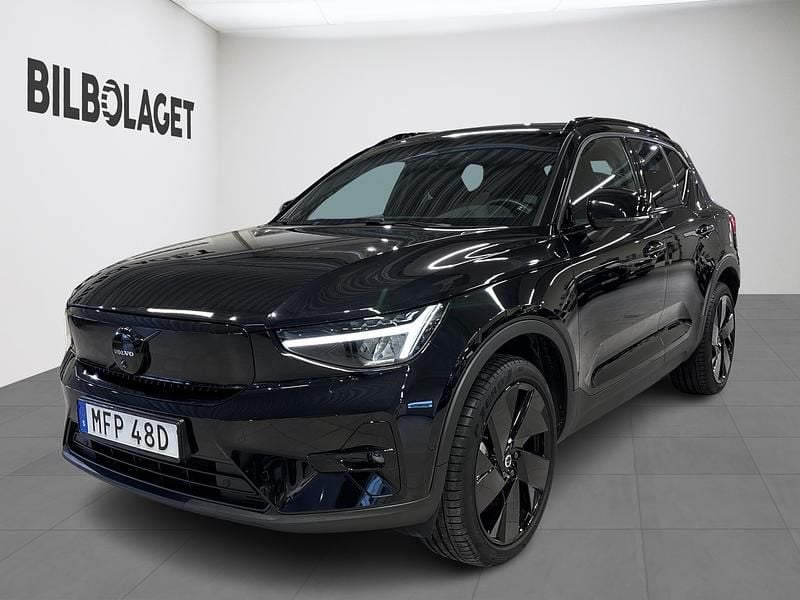 Begagnad Volvo EX40 Performance 325 kW (442 HK) 2024 Svart SUV