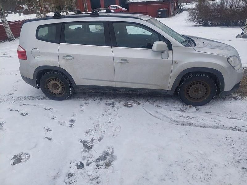 Begagnad Chevrolet Orlando 141 HK (103 kW) 2011 Minibuss