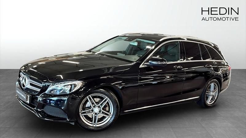 Svart (black) Begagnad 2015 Mercedes C220 Kombi | 178 700 kr (Bra pris) - Bild 1/4