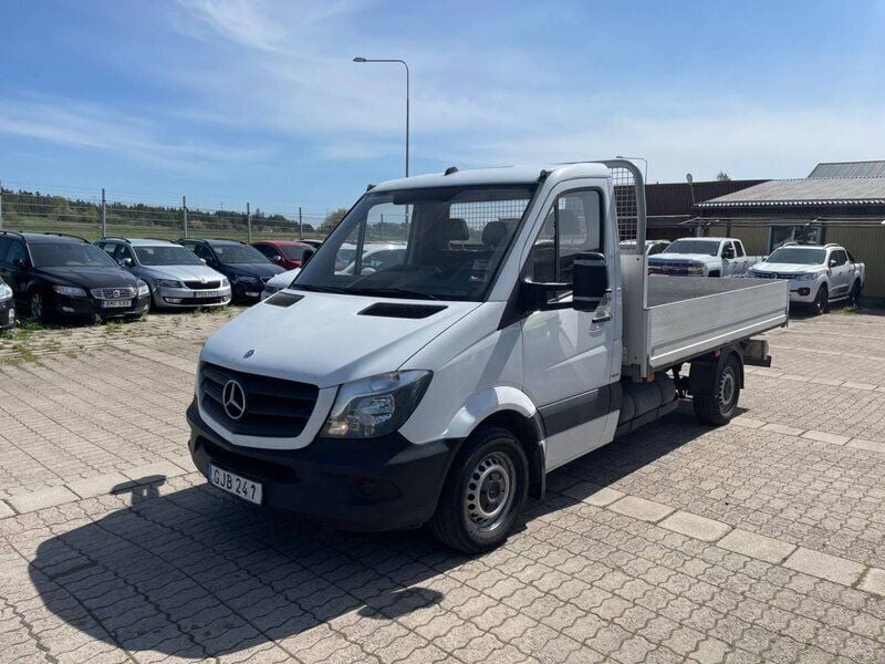 Vit Begagnad 2014 Mercedes 316 Van | 199 900 kr - Bild 1/4