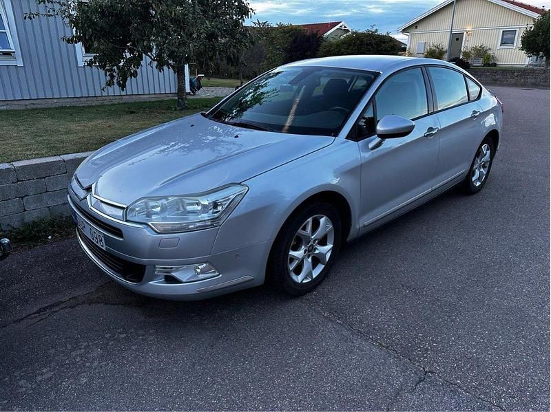 Silver Begagnad 2008 Citroën C5 Sedan | 34 500 kr (Marknadspris) - Bild 1/4