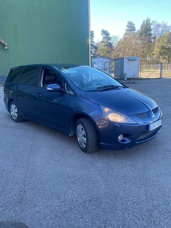 Blå Begagnad 2006 Mitsubishi Grandis Minibuss | 12 000 kr (Bra pris) - Bild 1/4