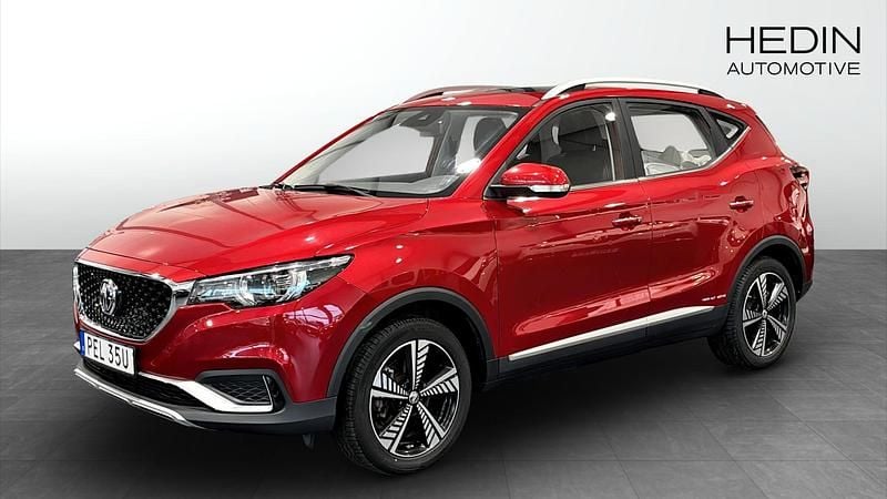 Begagnad 2021 MG ZS Luxury Halvkombi | 149 800 kr - Bild 1/4