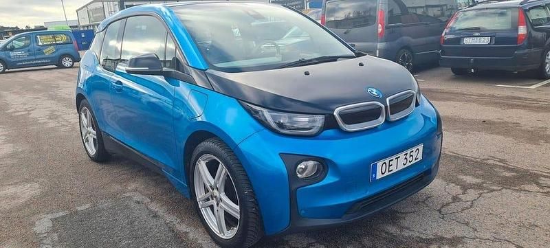 Begagnad BMW i3 Comfort Edition 170 HK (125 kW) 2017 Blå Halvkombi