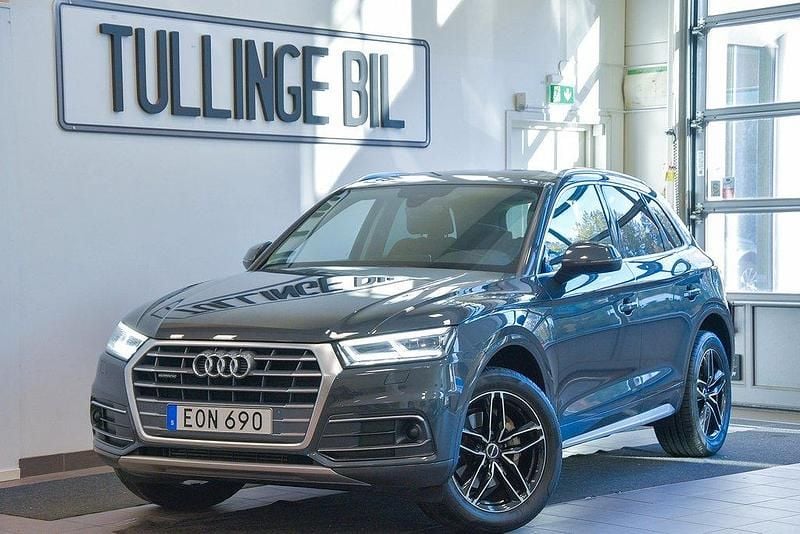 Grå Begagnad 2018 Audi Q5 Proline SUV | 289 900 kr (Marknadspris) - Bild 1/4