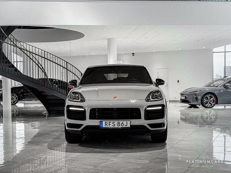 Begagnad Porsche Cayenne Platinum Edition 340 HK (250 kW) 2022 Ljusgrå SUV