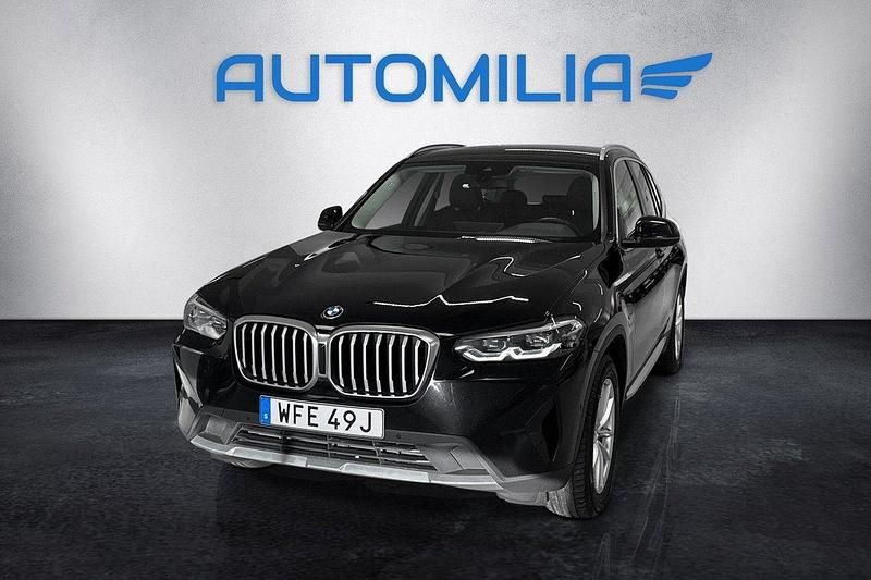 Svart Begagnad 2022 BMW X3 SUV | 309 900 kr (Superpris) - Bild 1/4