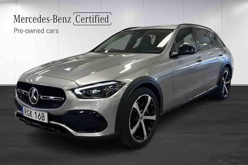 Silver Begagnad 2022 Mercedes C220 Night Sedan | 469 000 kr - Bild 1/1