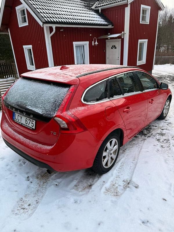 Begagnad Volvo V60 240 HK (176 kW) 2011 Kombi