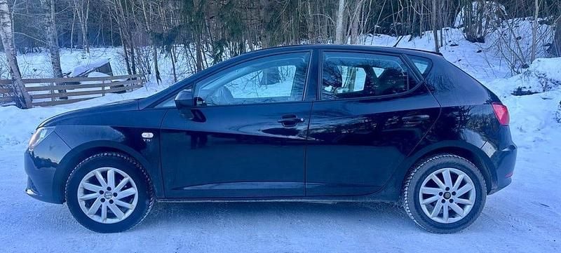 Begagnad Seat Ibiza 105 HK (77 kW) 2013