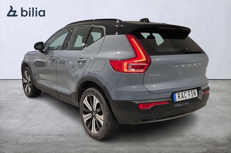 Begagnad Volvo XC40 Single Motor 175 kW (238 HK) 2022 Grå SUV
