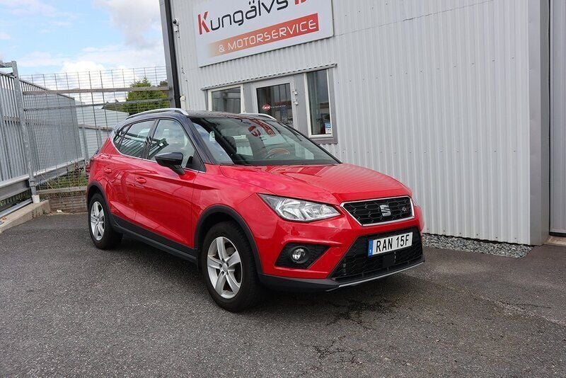 Röd Begagnad 2019 Seat Arona FR SUV | 99 900 kr (Marknadspris) - Bild 1/4