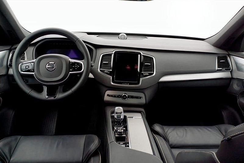 Begagnad Volvo XC90 Ultra 462 HK (339 kW) 2025 Silver SUV