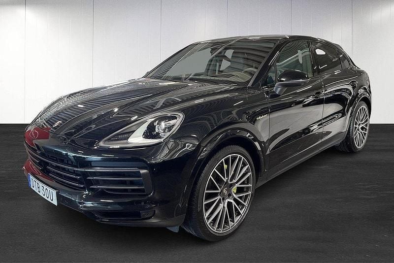Svart Begagnad 2023 Porsche Cayenne SUV | 939 000 kr (Bra pris) - Bild 1/4
