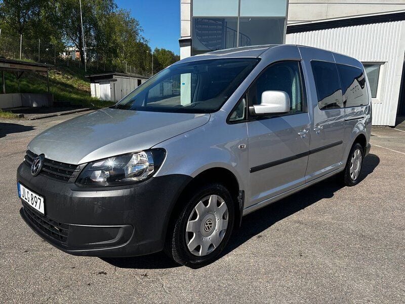 Silver Begagnad 2014 VW Caddy Maxi Life Minibuss | 97 600 kr - Bild 1/4