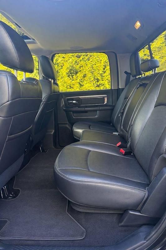 Begagnad RAM 1500 401 HK (294 kW) 2016 Pickup