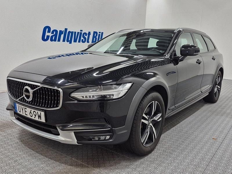 Svart Begagnad 2020 Volvo V90 CC Kombi | 265 000 kr (Marknadspris) - Bild 1/4