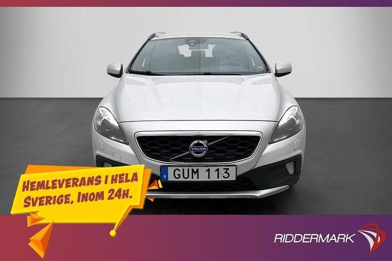 Begagnad Volvo V40 CC Ocean Race 150 HK (110 kW) 2016 Silver Kombi