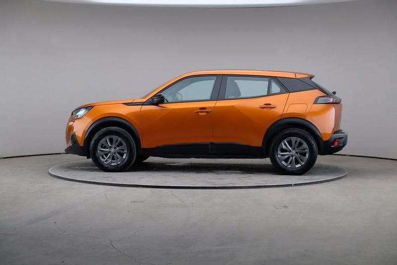 Begagnad Peugeot e-2008 Active 100 kW (136 HK) 2022 Orange SUV