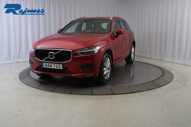 Röd (fusion red metallic) Begagnad 2018 Volvo XC60 Momentum SUV | 279 000 kr (Marknadspris) - Bild 1/4