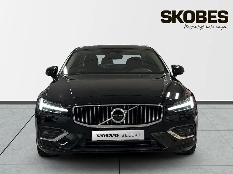 Begagnad Volvo S60 Inscription 253 HK (186 kW) 2021 Svart Sedan