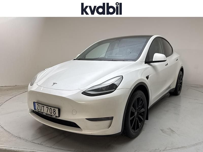 Begagnad Tesla Model Y Long Range AWD 378 kW (514 HK) 2023 Vit SUV