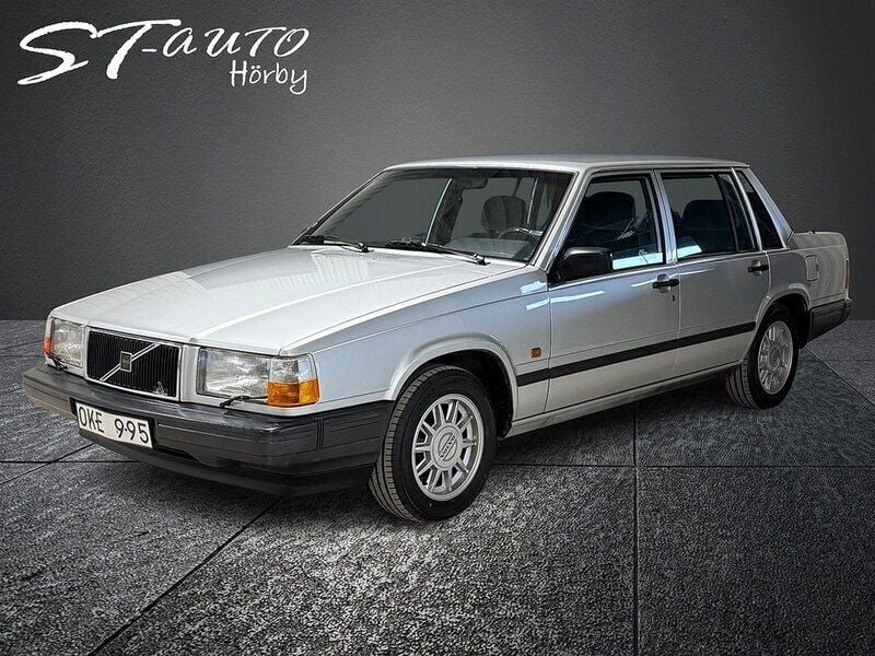 Ljusgrå Begagnad 1990 Volvo 740 Sedan | 119 900 kr - Bild 1/4